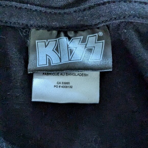 Kiss All Over Print Officially Licensed - M (19x27) - Picture 2 of 4